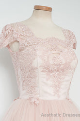 Vintage Knee Length A Line Pearl Pink Lace Homecoming Dresses